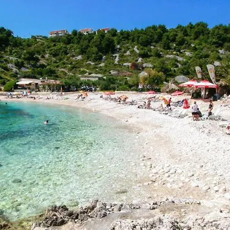 Hana`s Eyes Daire Hvar Town