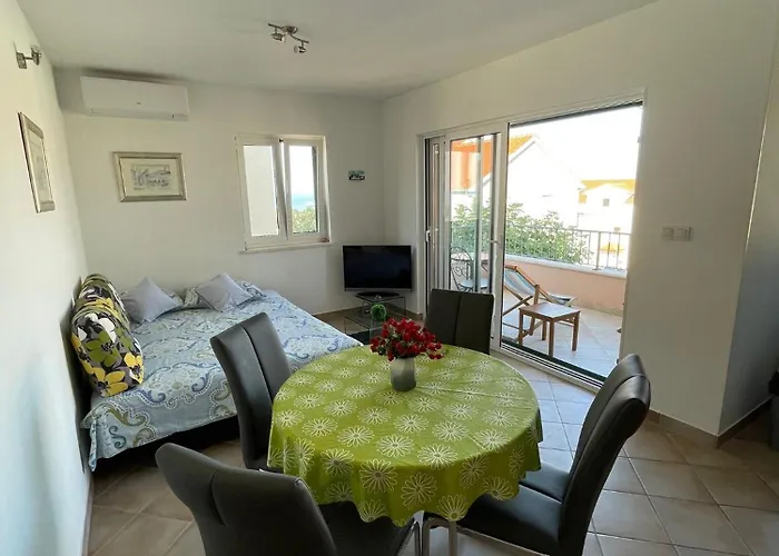 Hana's Eyes * Hvar Town