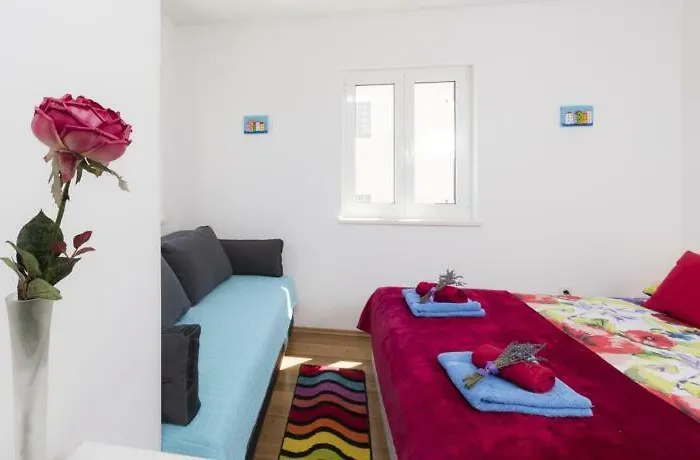 Apartment Hana's Eyes *